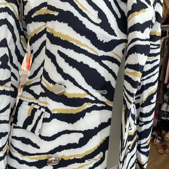 Go get em mini blazer. - Picture 3 of 5